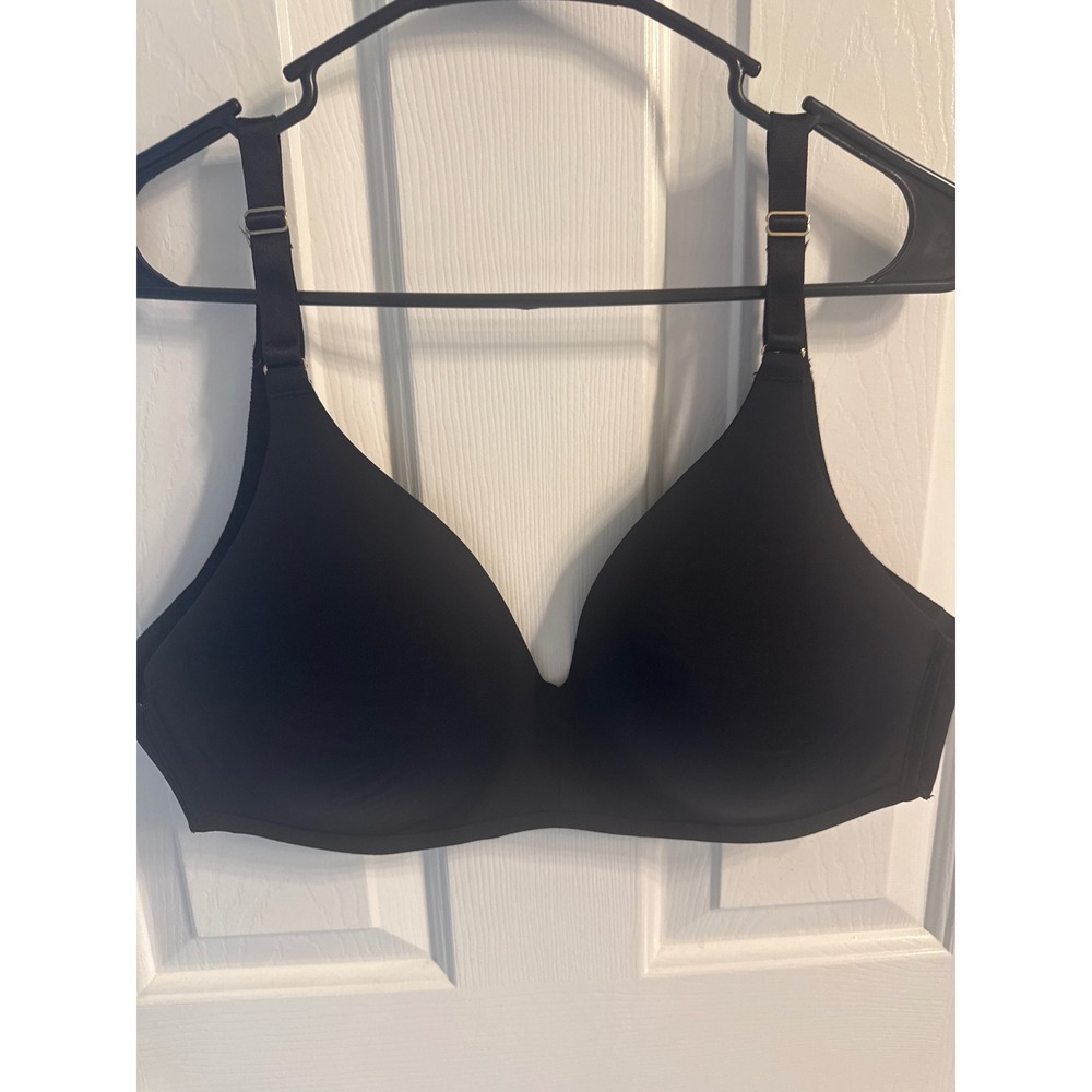 Soma Vanishing 360 Wireless Bra Black 38C Padded Back Smoothing 112201